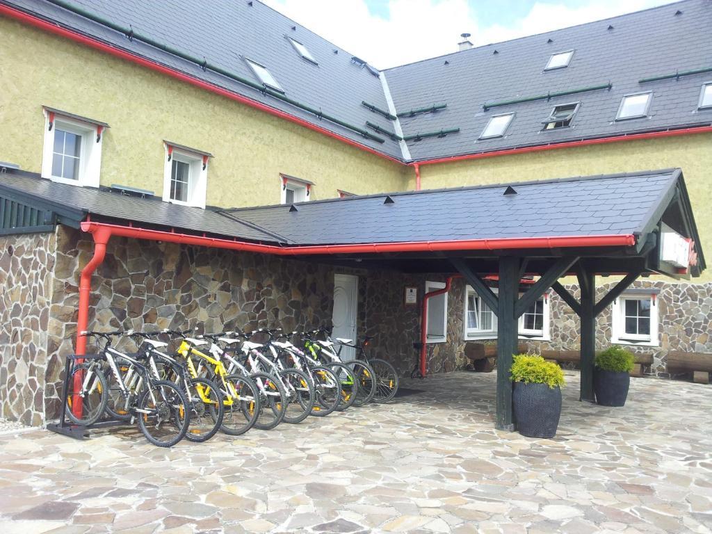 Hotel Jan Moldava Eksteriør bilde